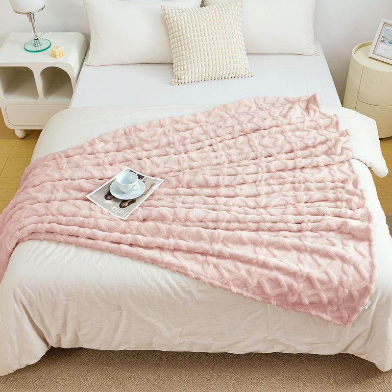 Aganear Fleece Throw Blanket - Cozy Soft Lightweight Fuzzy Throw Blanket for Women Portable Throw Blankets for Couch, Warm Present for Birthday, Christmas, Halloween, Housewarming(50"x60", Khaki)