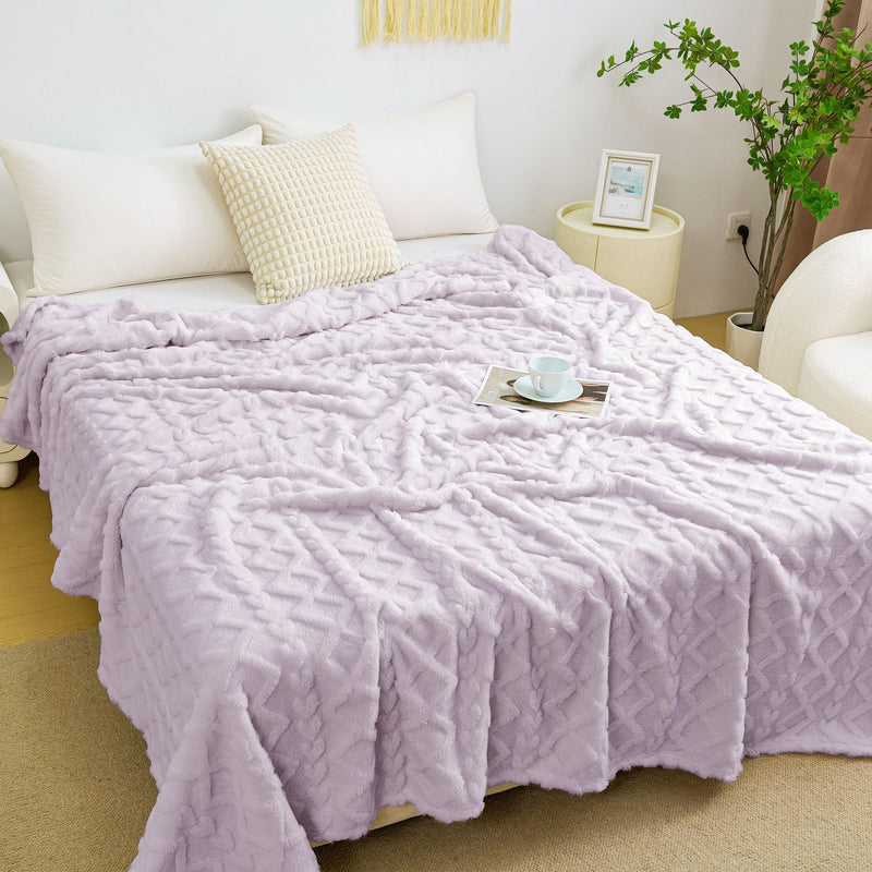 Aganear Fleece Throw Blanket - Cozy Soft Lightweight Fuzzy Throw Blanket for Women Portable Throw Blankets for Couch, Warm Present for Birthday, Christmas, Halloween, Housewarming(50"x60", Khaki)