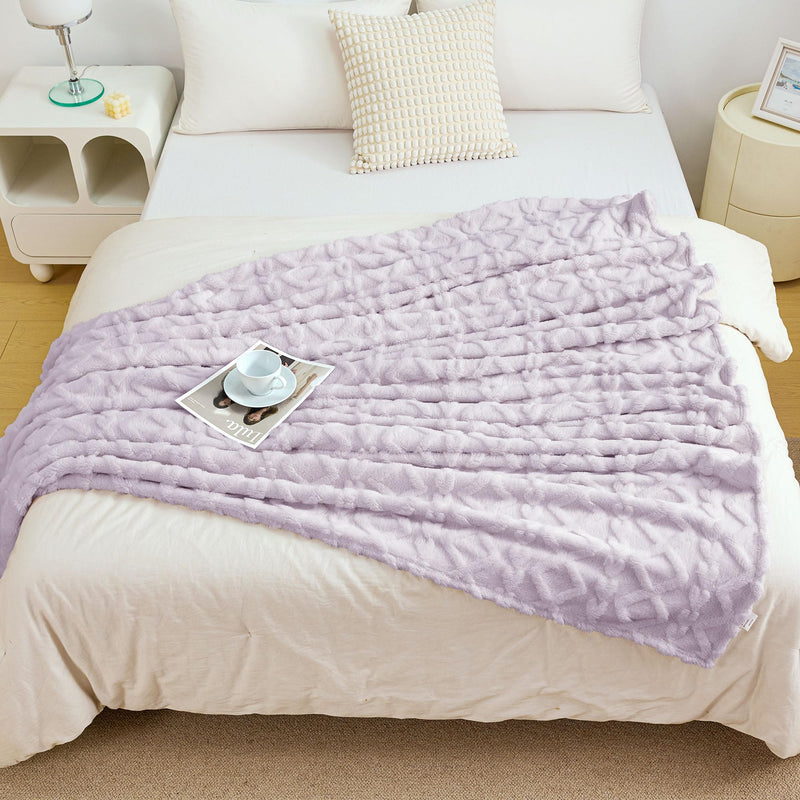 Aganear Fleece Throw Blanket - Cozy Soft Lightweight Fuzzy Throw Blanket for Women Portable Throw Blankets for Couch, Warm Present for Birthday, Christmas, Halloween, Housewarming(50"x60", Khaki)