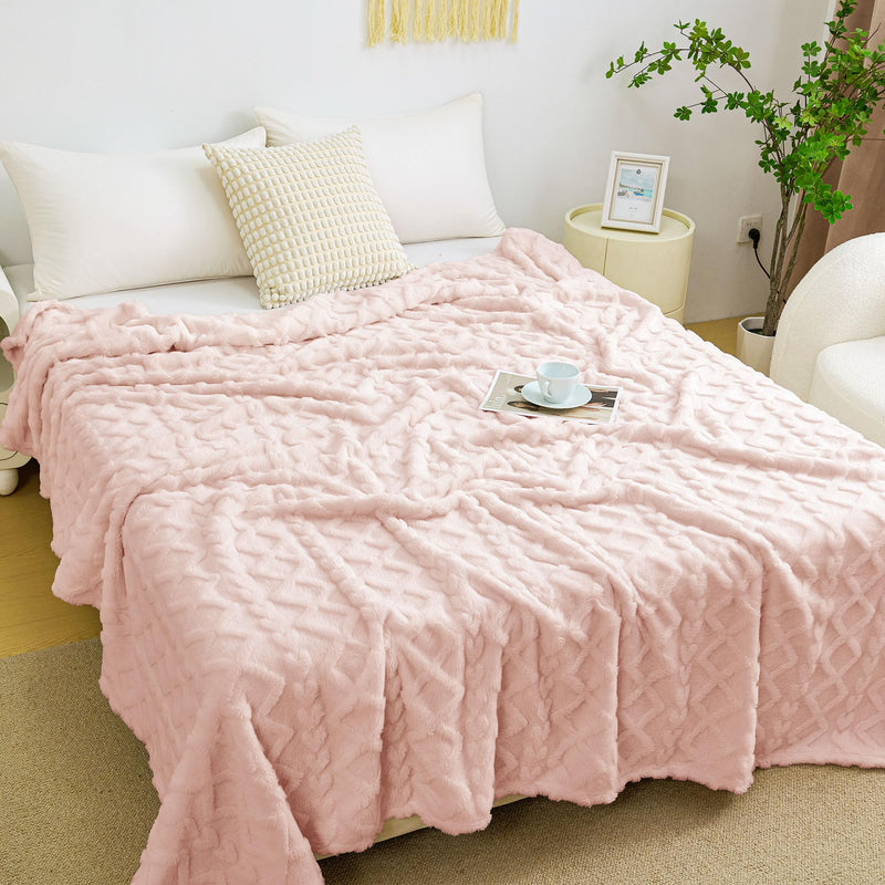 Aganear Fleece Throw Blanket - Cozy Soft Lightweight Fuzzy Throw Blanket for Women Portable Throw Blankets for Couch, Warm Present for Birthday, Christmas, Halloween, Housewarming(50"x60", Khaki)