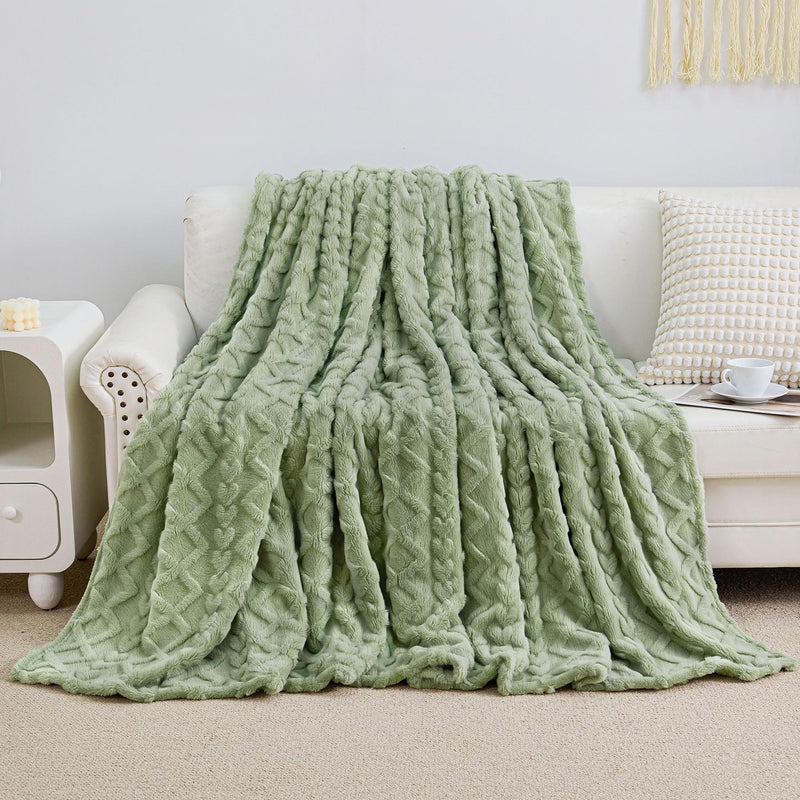 Aganear Fleece Throw Blanket - Cozy Soft Lightweight Fuzzy Throw Blanket for Women Portable Throw Blankets for Couch, Warm Present for Birthday, Christmas, Halloween, Housewarming(50"x60", Khaki)