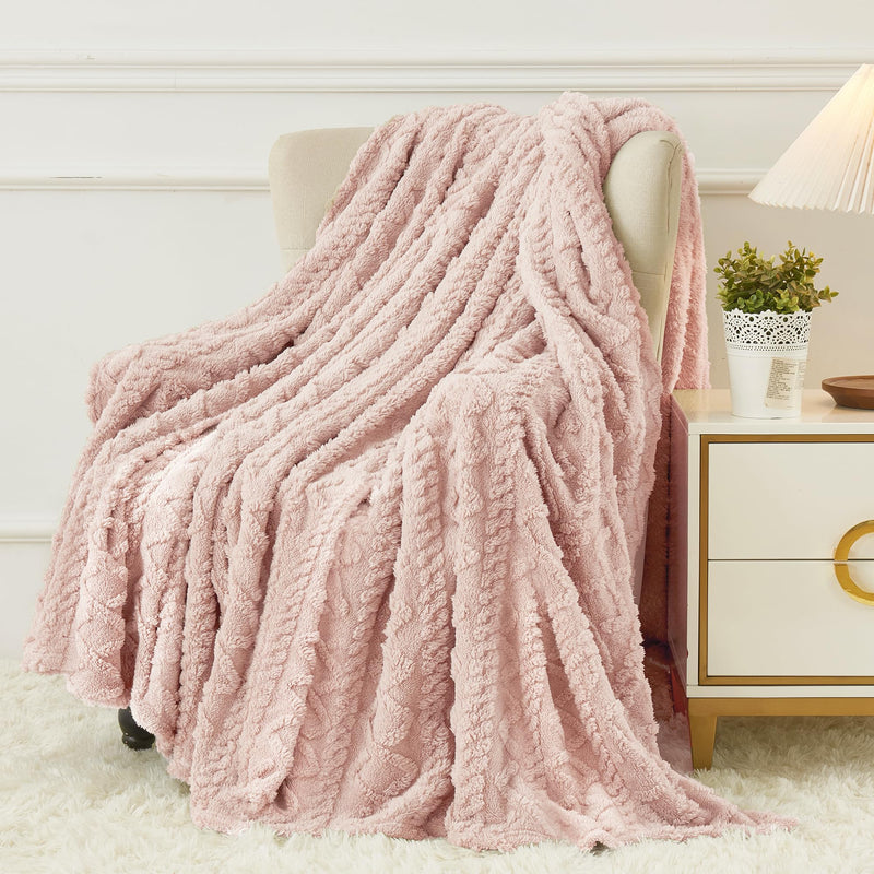 Aganear Fleece Throw Blanket - Cozy Soft Lightweight Fuzzy Throw Blanket for Women Portable Throw Blankets for Couch, Warm Present for Birthday, Christmas, Halloween, Housewarming(50"x60", Khaki)